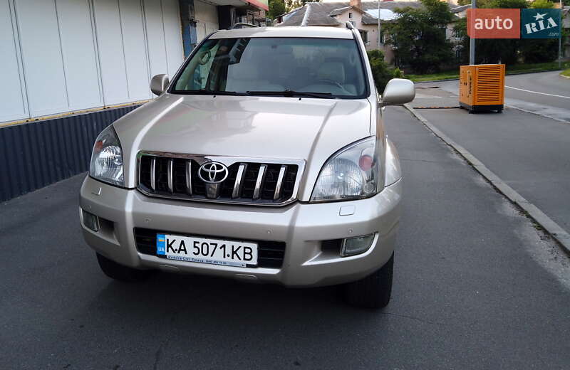 Внедорожник / Кроссовер Toyota Land Cruiser 2008 в Киеве