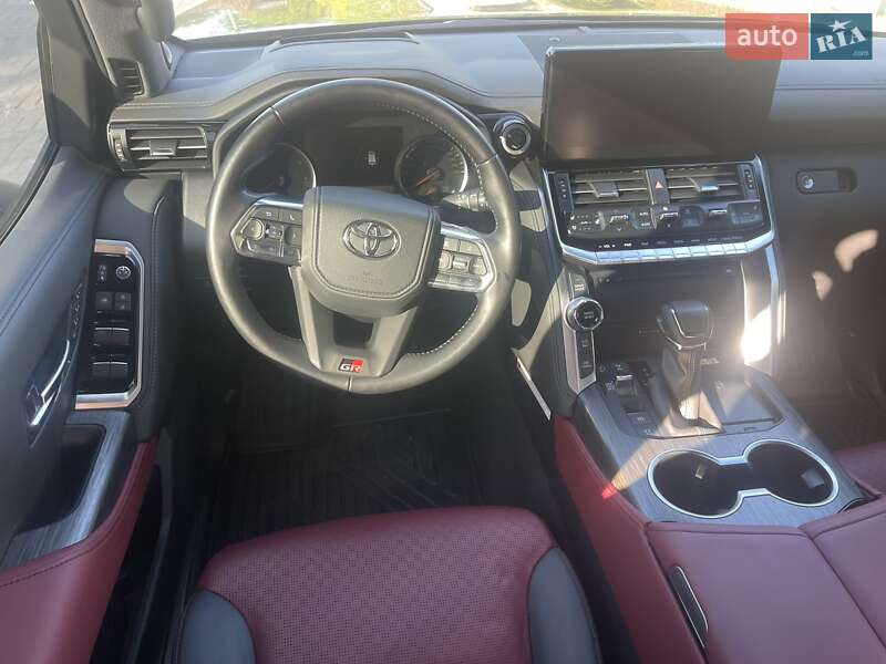 Внедорожник / Кроссовер Toyota Land Cruiser 2022 в Днепре