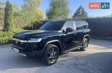 Внедорожник / Кроссовер Toyota Land Cruiser 2022 в 