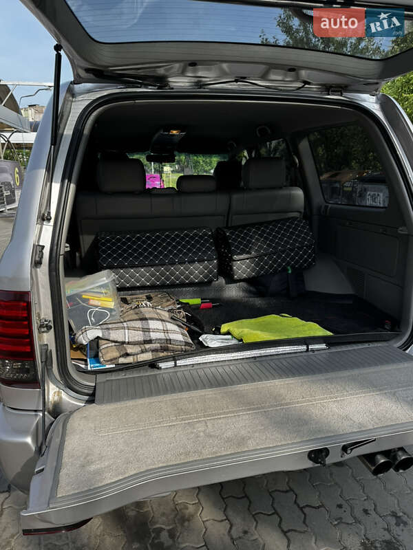 Внедорожник / Кроссовер Toyota Land Cruiser 2003 в Львове