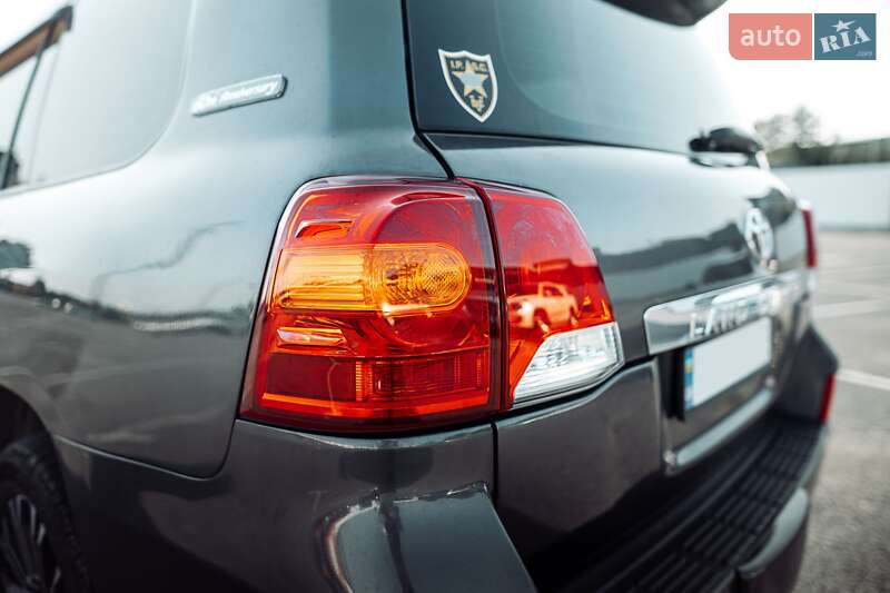 Внедорожник / Кроссовер Toyota Land Cruiser 2008 в Ужгороде