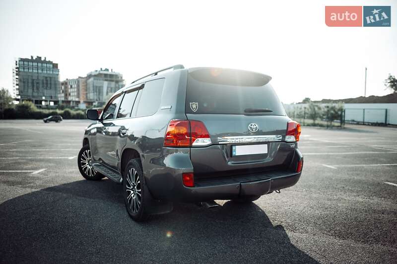 Внедорожник / Кроссовер Toyota Land Cruiser 2008 в Ужгороде