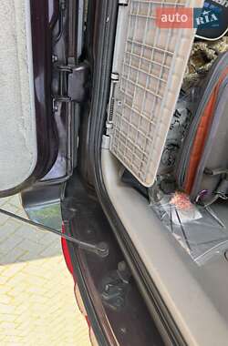 Внедорожник / Кроссовер Toyota Land Cruiser 2004 в 