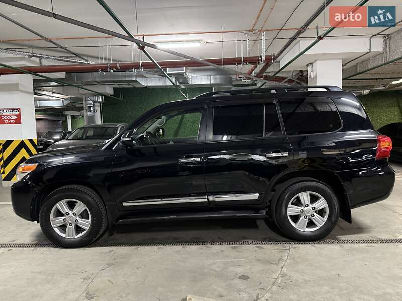 Внедорожник / Кроссовер Toyota Land Cruiser 2012 в Киеве