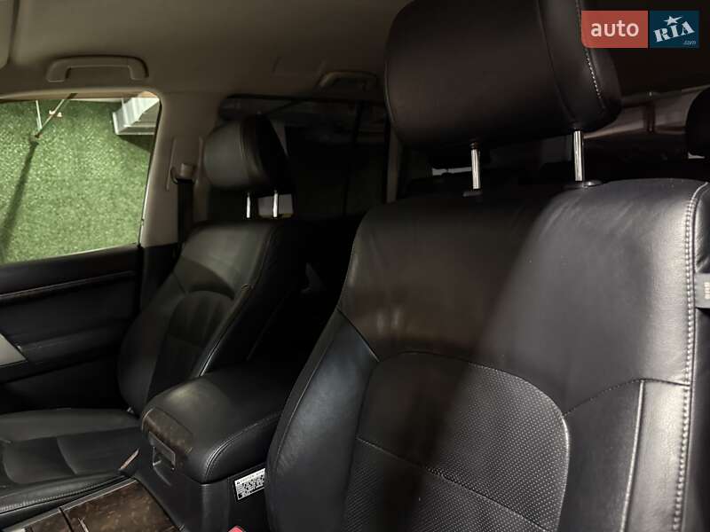 Внедорожник / Кроссовер Toyota Land Cruiser 2012 в Киеве
