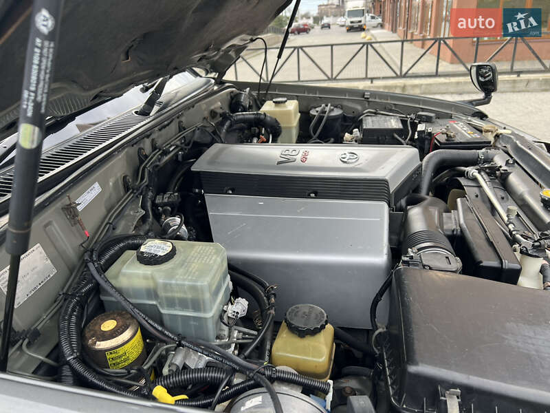 Внедорожник / Кроссовер Toyota Land Cruiser 1999 в Черноморске
