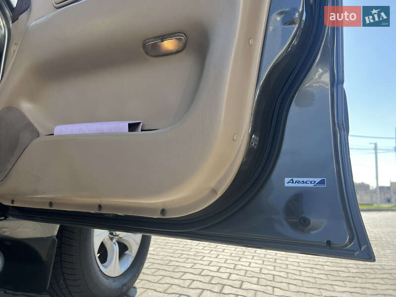 Внедорожник / Кроссовер Toyota Land Cruiser 1999 в Черноморске