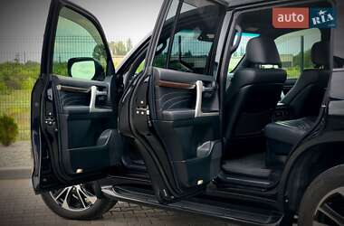 Внедорожник / Кроссовер Toyota Land Cruiser 2020 в 