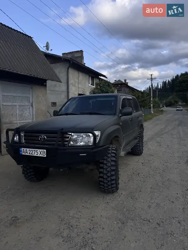 Toyota Land Cruiser 2001