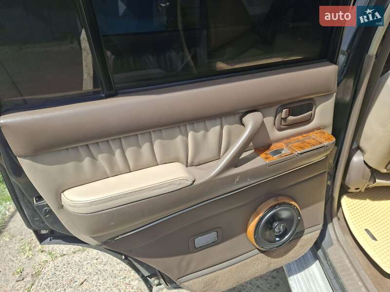 Внедорожник / Кроссовер Toyota Land Cruiser 1996 в Киеве