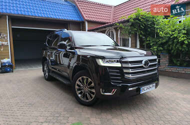 Внедорожник / Кроссовер Toyota Land Cruiser 2022 в 