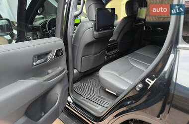 Внедорожник / Кроссовер Toyota Land Cruiser 2022 в 