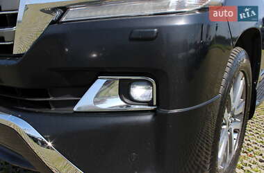 Внедорожник / Кроссовер Toyota Land Cruiser 2016 в 