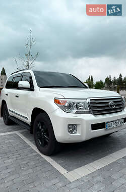 Внедорожник / Кроссовер Toyota Land Cruiser 2013 в Киеве