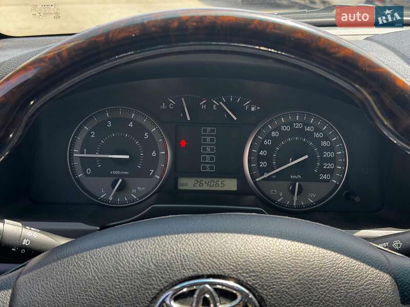 Внедорожник / Кроссовер Toyota Land Cruiser 2008 в Харькове