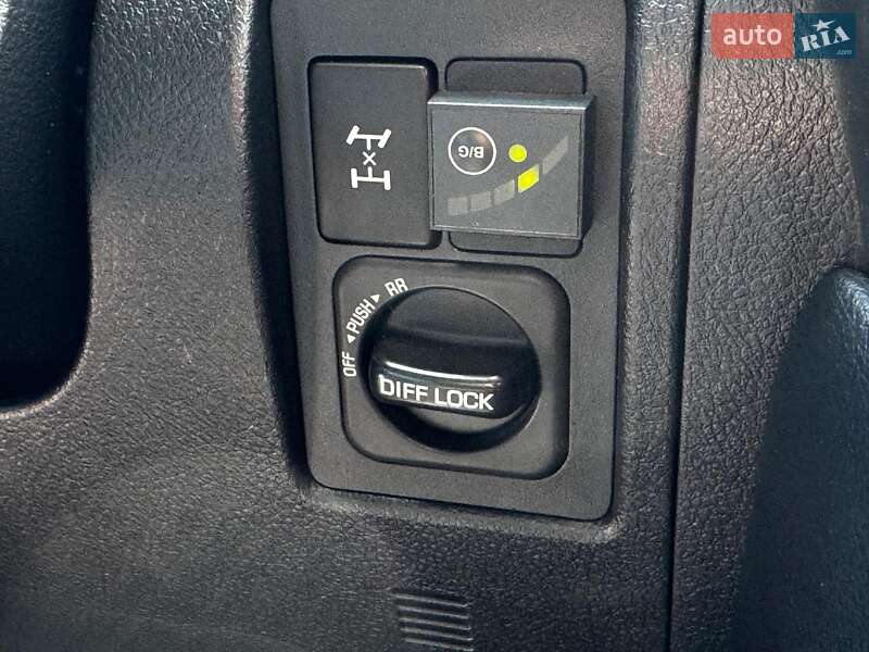 Внедорожник / Кроссовер Toyota Land Cruiser 2008 в Харькове