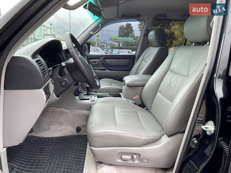 Внедорожник / Кроссовер Toyota Land Cruiser 2002 в Киеве