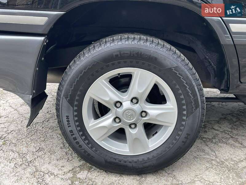 Внедорожник / Кроссовер Toyota Land Cruiser 2002 в Киеве