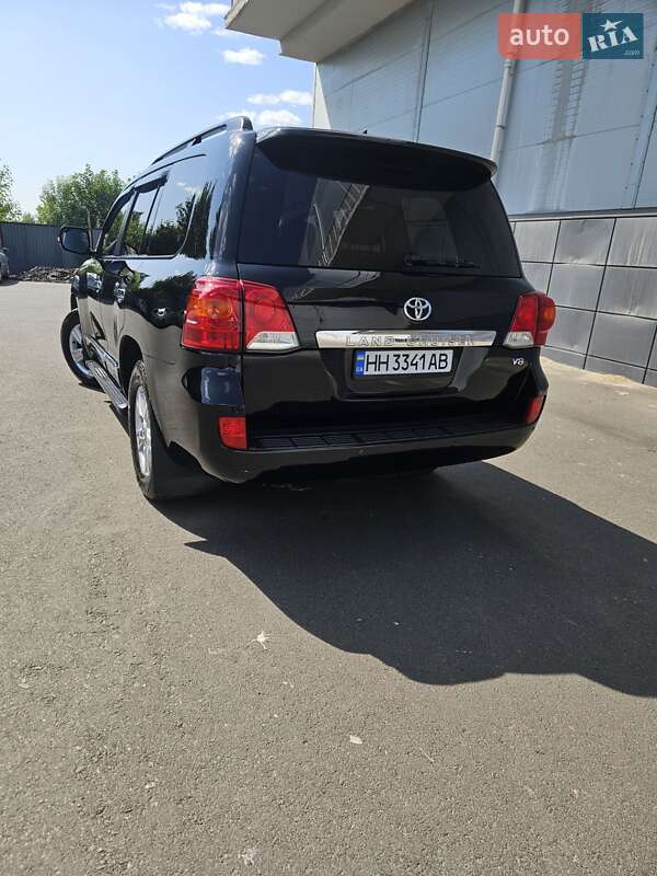 Внедорожник / Кроссовер Toyota Land Cruiser 2014 в Одессе