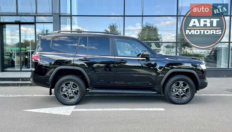 Внедорожник / Кроссовер Toyota Land Cruiser 2023 в Киеве
