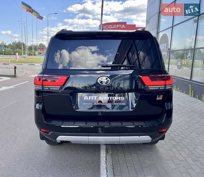 Внедорожник / Кроссовер Toyota Land Cruiser 2023 в Киеве