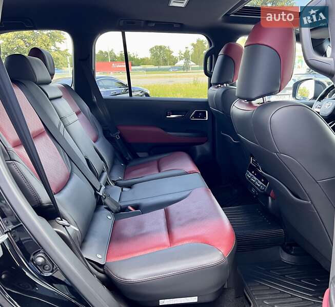 Внедорожник / Кроссовер Toyota Land Cruiser 2023 в Киеве