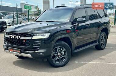 Внедорожник / Кроссовер Toyota Land Cruiser 2022 в Киеве