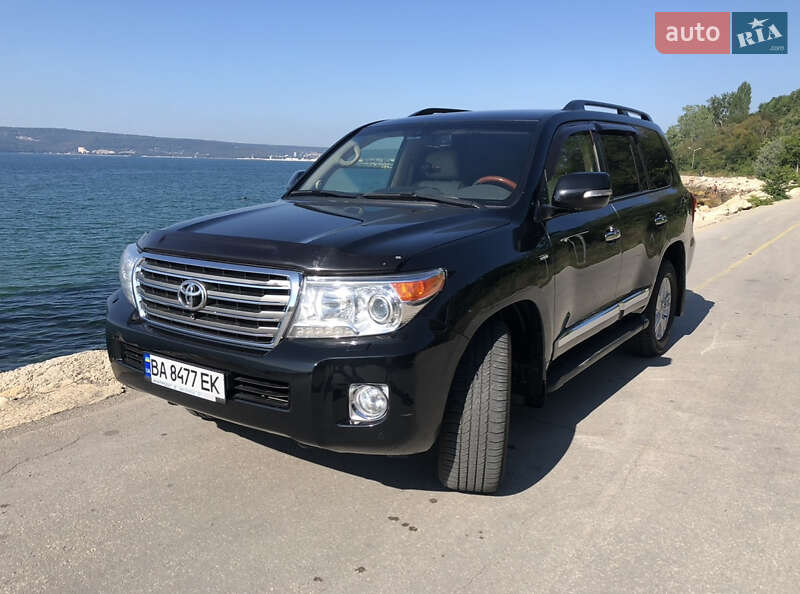 Toyota Land Cruiser 2014