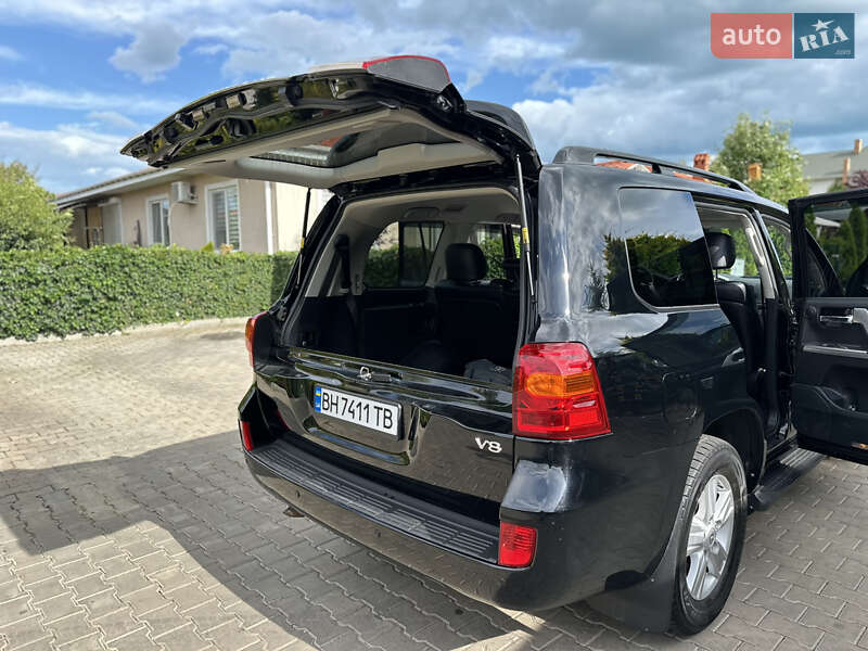 Внедорожник / Кроссовер Toyota Land Cruiser 2013 в Одессе