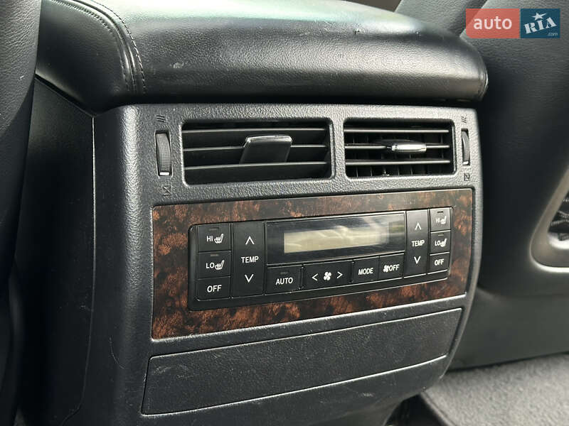 Внедорожник / Кроссовер Toyota Land Cruiser 2013 в Одессе