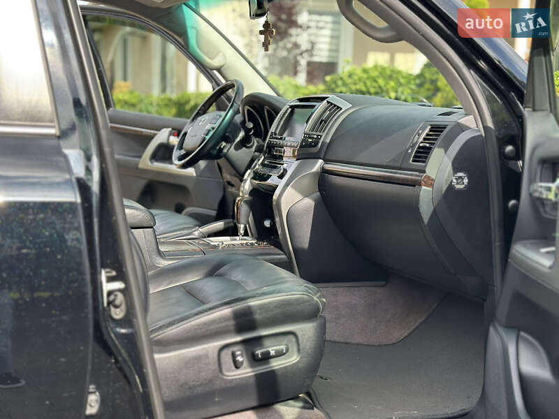 Внедорожник / Кроссовер Toyota Land Cruiser 2013 в Одессе