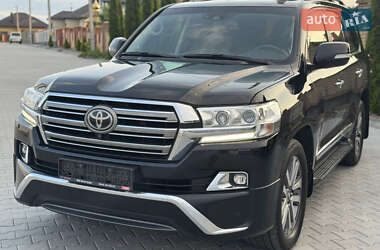 Внедорожник / Кроссовер Toyota Land Cruiser 2017 в Хмельницком