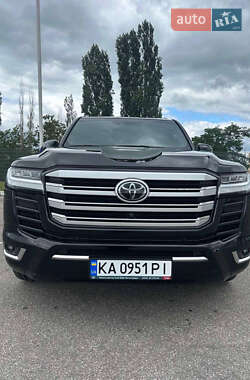 Внедорожник / Кроссовер Toyota Land Cruiser 2022 в Харькове