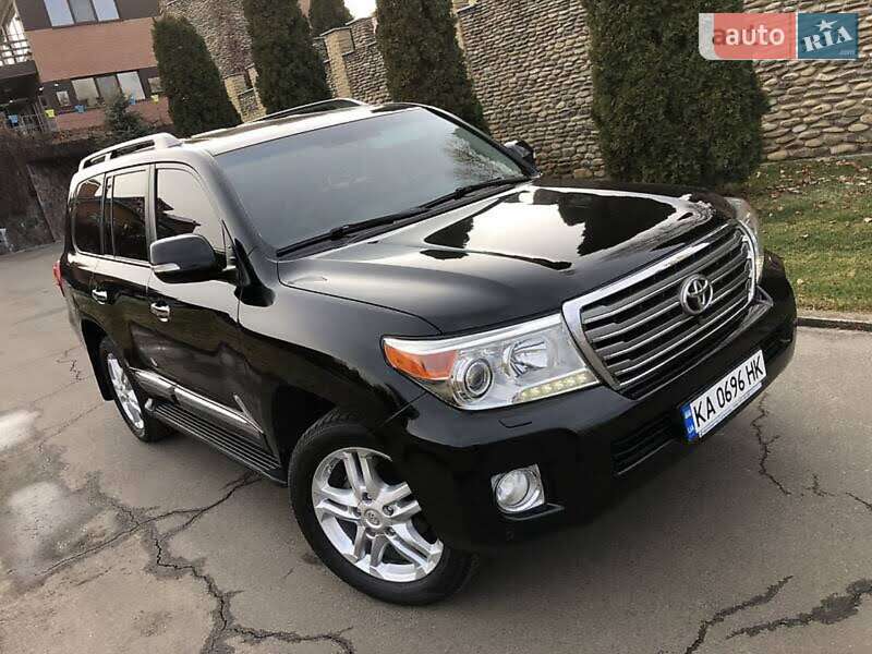 Toyota Land Cruiser 2013