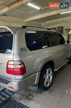 Позашляховик / Кросовер Toyota Land Cruiser 2003 в  фото 7 Позашляховик / Кросовер Toyota Land Cruiser 2003 в