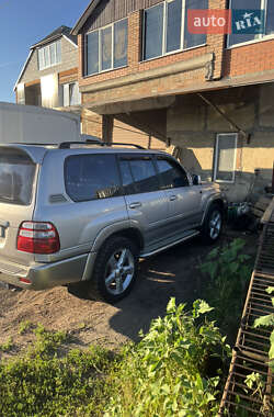 Позашляховик / Кросовер Toyota Land Cruiser 2003 в  фото 13 Позашляховик / Кросовер Toyota Land Cruiser 2003 в