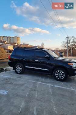 Позашляховик / Кросовер Toyota Land Cruiser 2015 в 