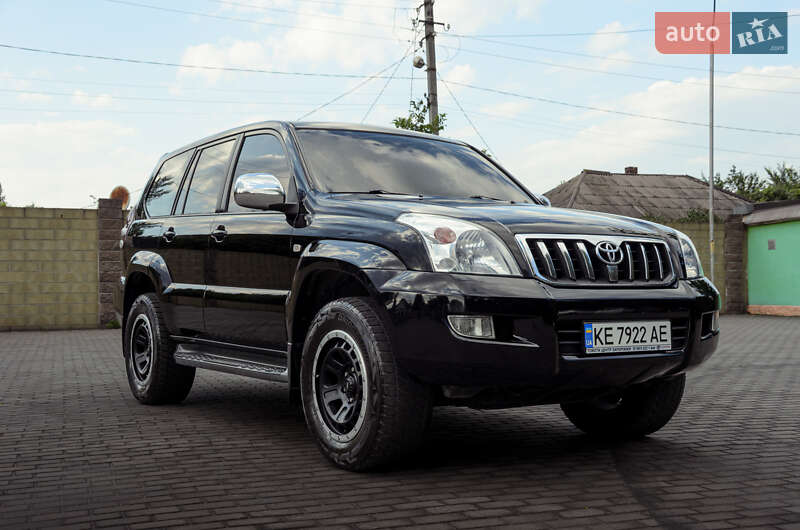 Внедорожник / Кроссовер Toyota Land Cruiser 2007 в Каменском
