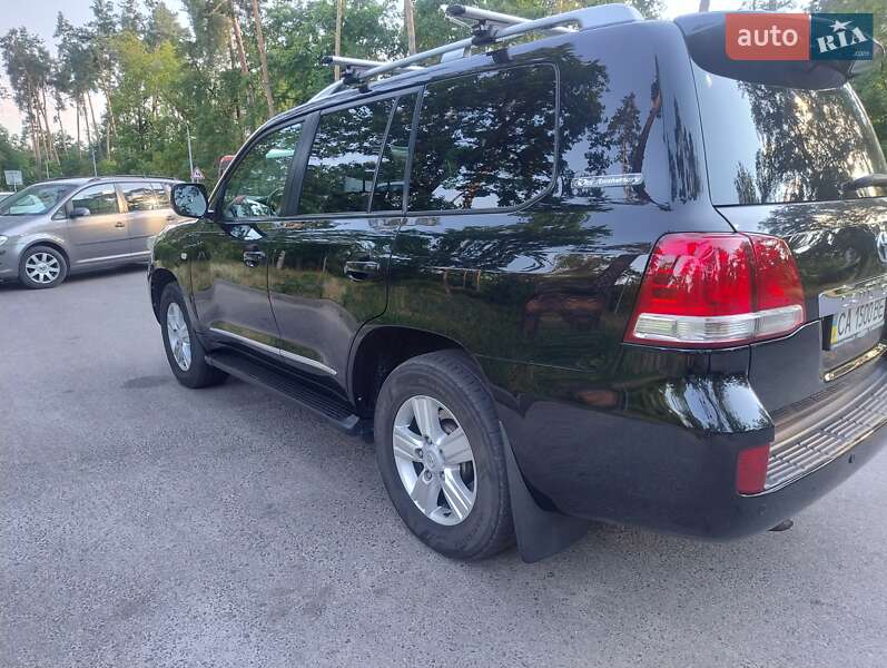 Внедорожник / Кроссовер Toyota Land Cruiser 2011 в Черкассах