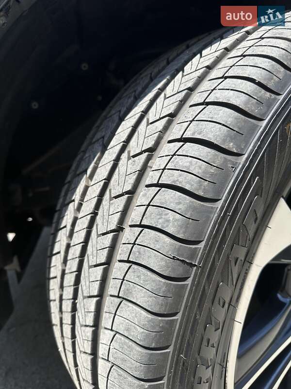 Внедорожник / Кроссовер Toyota Land Cruiser 2020 в Одессе фото 12 Внедорожник / Кроссовер Toyota Land Cruiser 2020 в Одессе