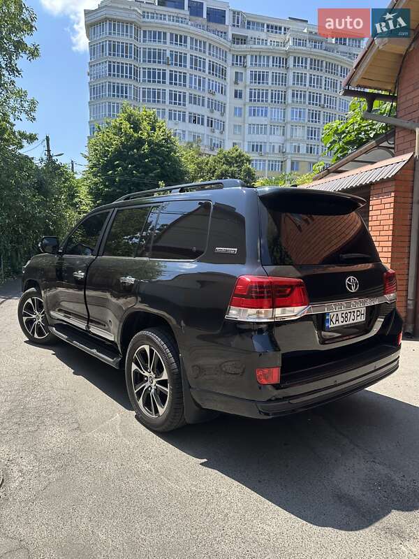Внедорожник / Кроссовер Toyota Land Cruiser 2020 в Одессе фото 7 Внедорожник / Кроссовер Toyota Land Cruiser 2020 в Одессе