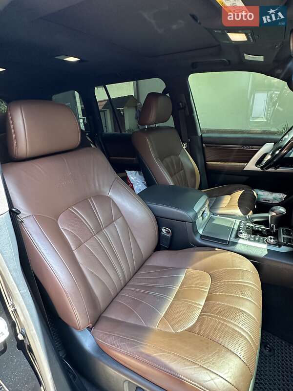Внедорожник / Кроссовер Toyota Land Cruiser 2020 в Одессе фото 15 Внедорожник / Кроссовер Toyota Land Cruiser 2020 в Одессе
