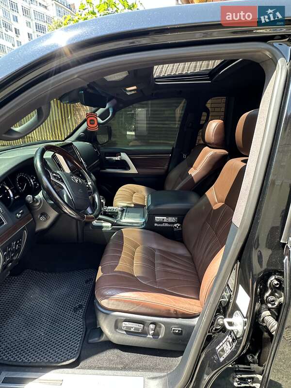 Внедорожник / Кроссовер Toyota Land Cruiser 2020 в Одессе фото 21 Внедорожник / Кроссовер Toyota Land Cruiser 2020 в Одессе