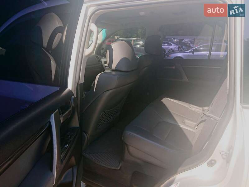 Внедорожник / Кроссовер Toyota Land Cruiser 2007 в Днепре