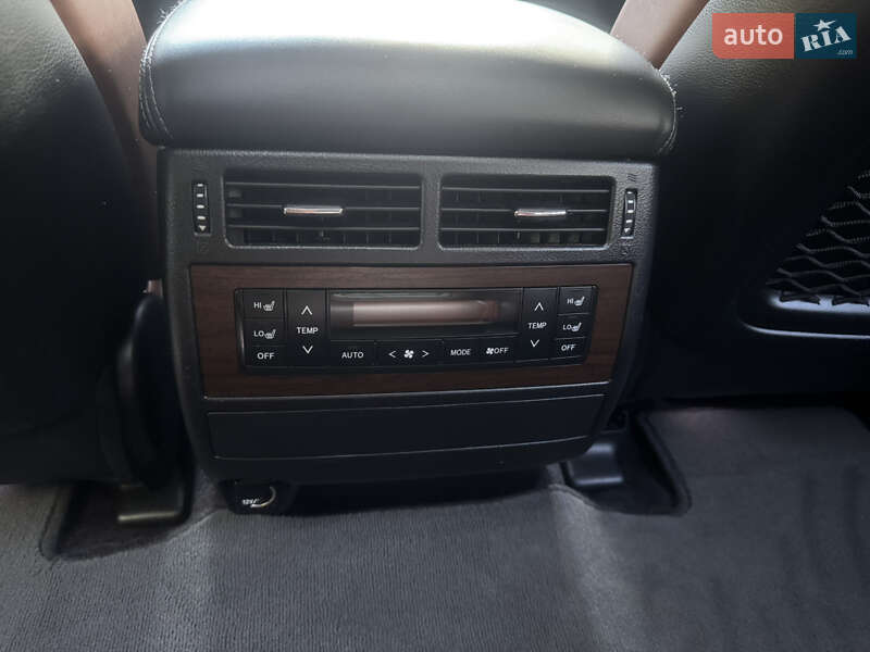 Внедорожник / Кроссовер Toyota Land Cruiser 2017 в Киеве фото 27 Внедорожник / Кроссовер Toyota Land Cruiser 2017 в Киеве