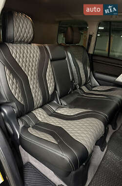 Внедорожник / Кроссовер Toyota Land Cruiser 2012 в 