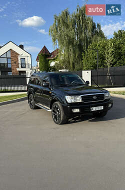 Внедорожник / Кроссовер Toyota Land Cruiser 2000 в 