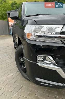 Позашляховик / Кросовер Toyota Land Cruiser 2008 в 