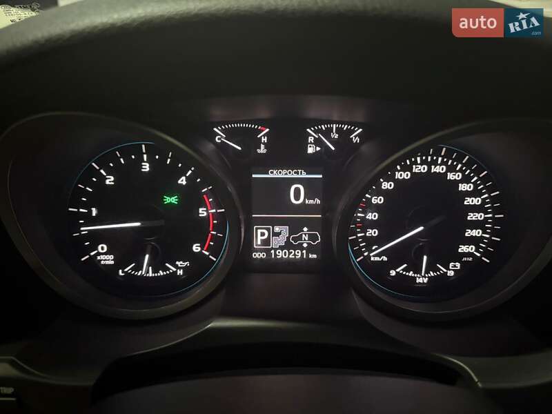 Внедорожник / Кроссовер Toyota Land Cruiser 2013 в Одессе
