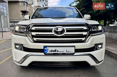 Позашляховик / Кросовер Toyota Land Cruiser 2017 в Києві